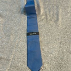 Kenneth Cole tie